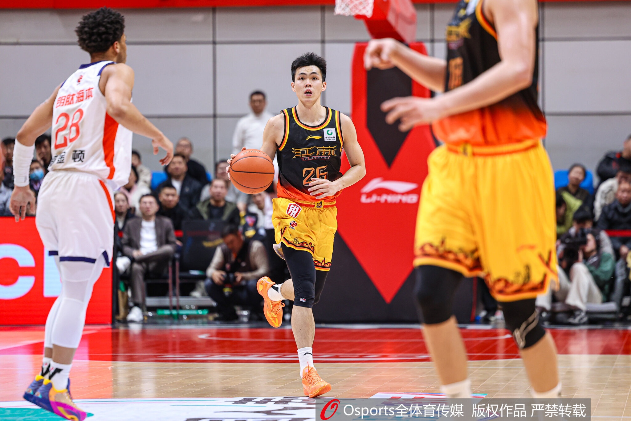 FB体育登录入口-媒体人：CBA后场凋零庞峥麟压群星 王浩然郭昊文落选有被分票之嫌