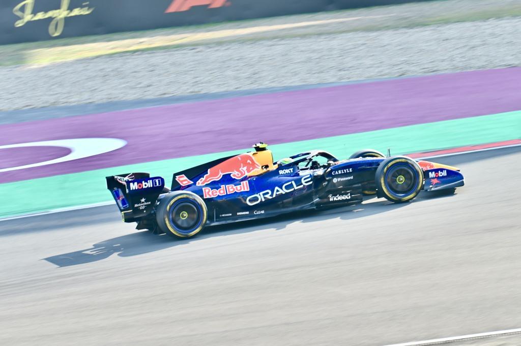 FB体育登录入口-现场｜F1中国大奖赛首日，全球车迷“进站”上海嘉定